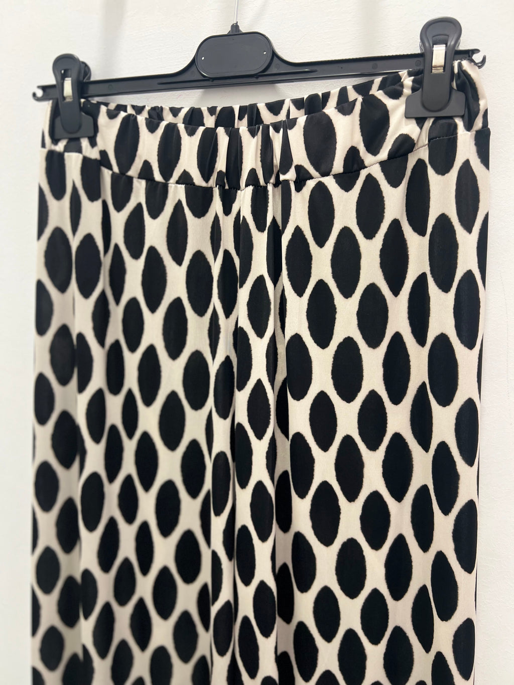 Pantalón Punto Seda Negro & Beige