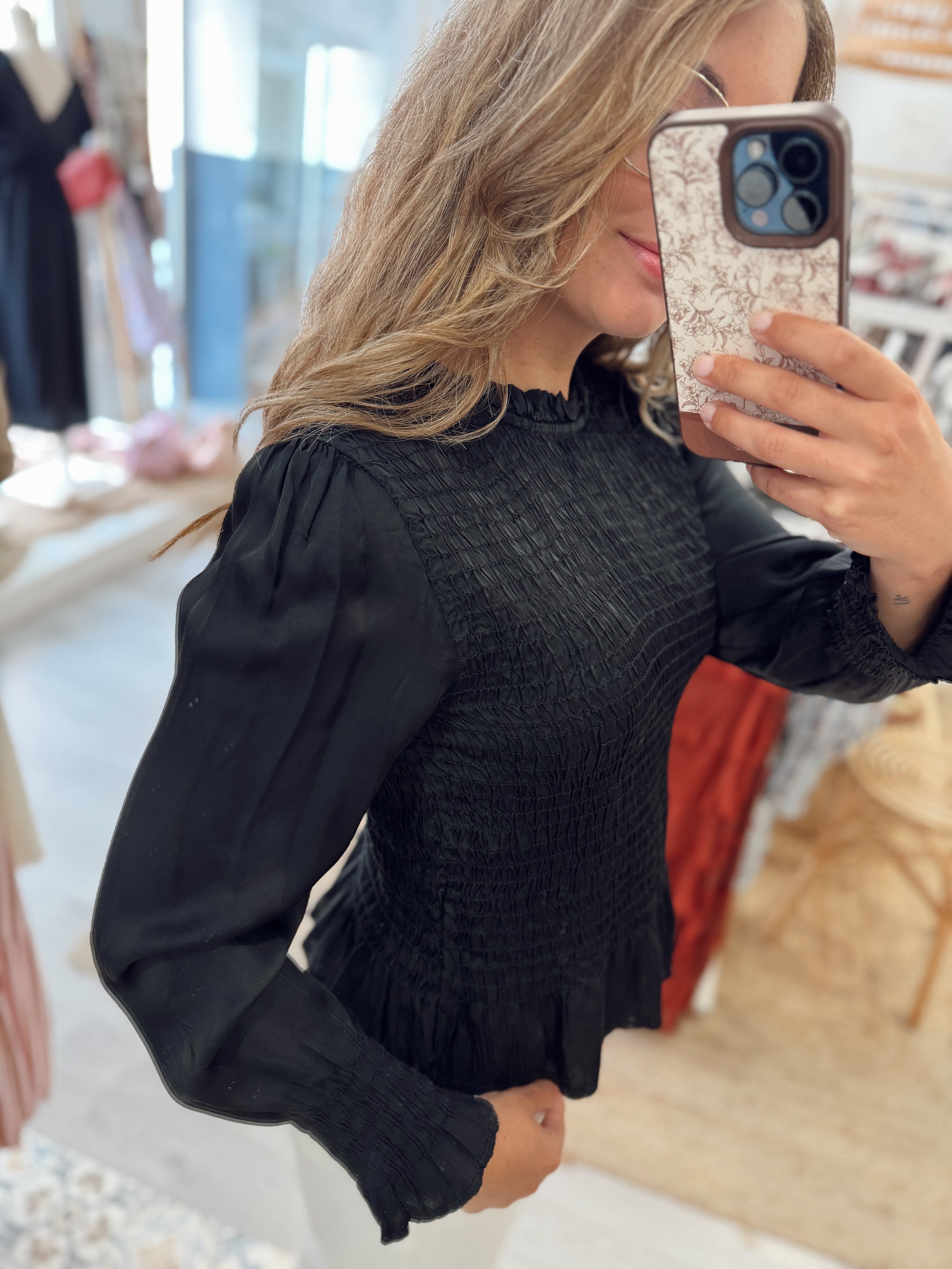 Blusa Raso Frunce Black