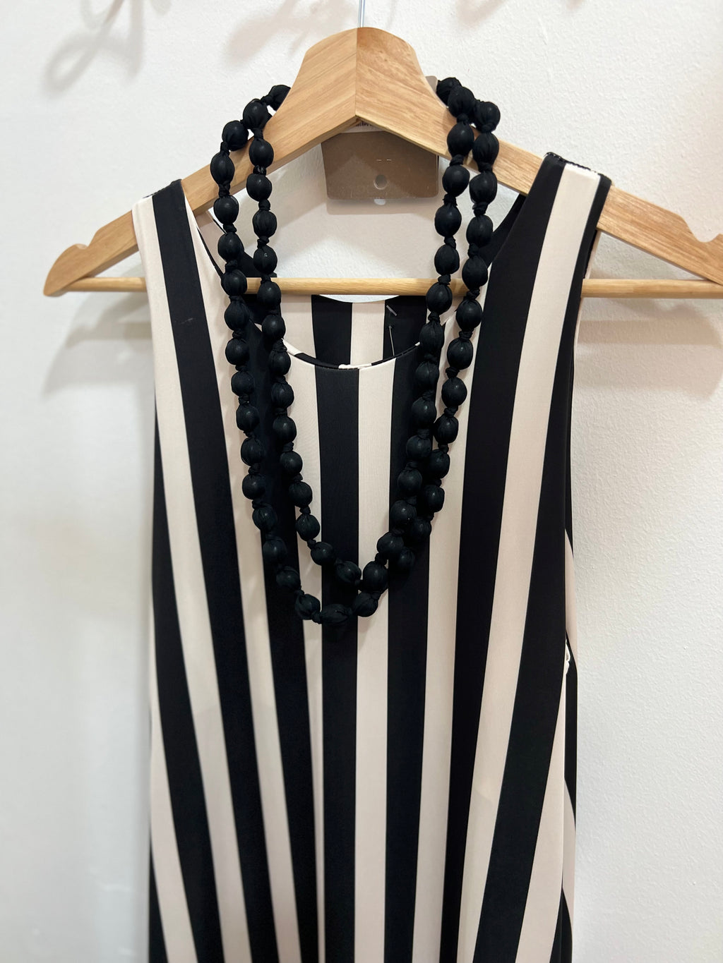 Vestido Punto Negro